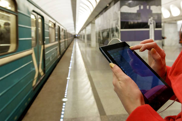 Яндекс: пассажиры метро ищут толкования снов, рецепты и порно
