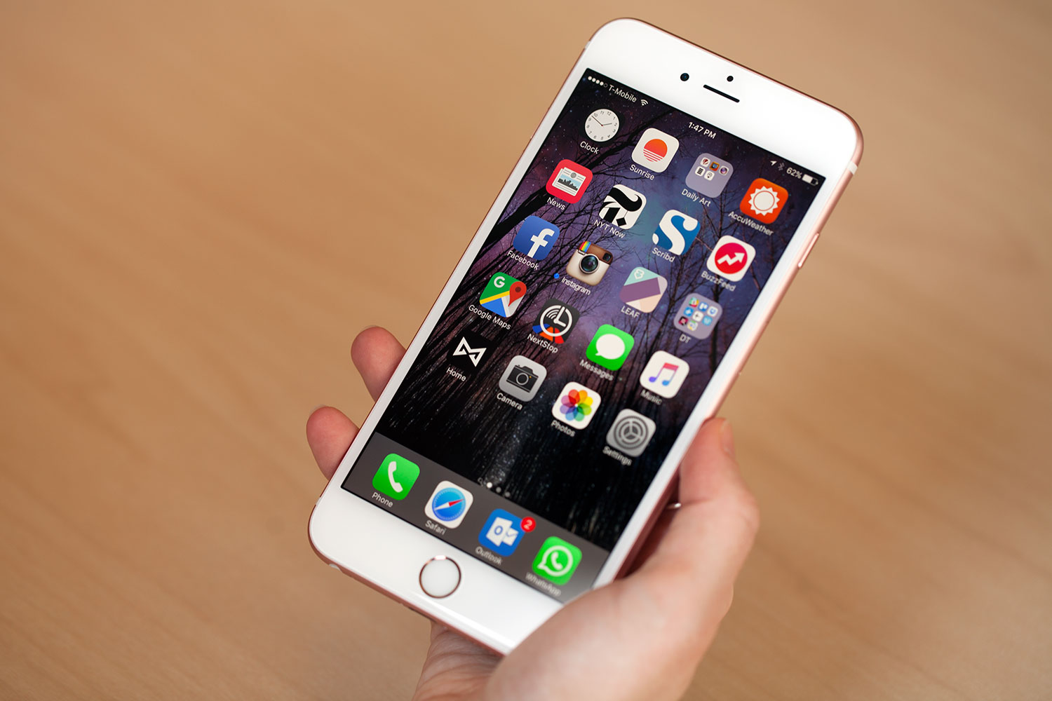 Свежие фейки про iPhone 7s