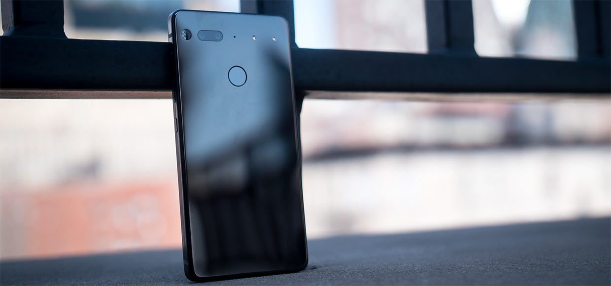 Скандал на старте продаж Essential Phone пролил свет на инвесторов компании