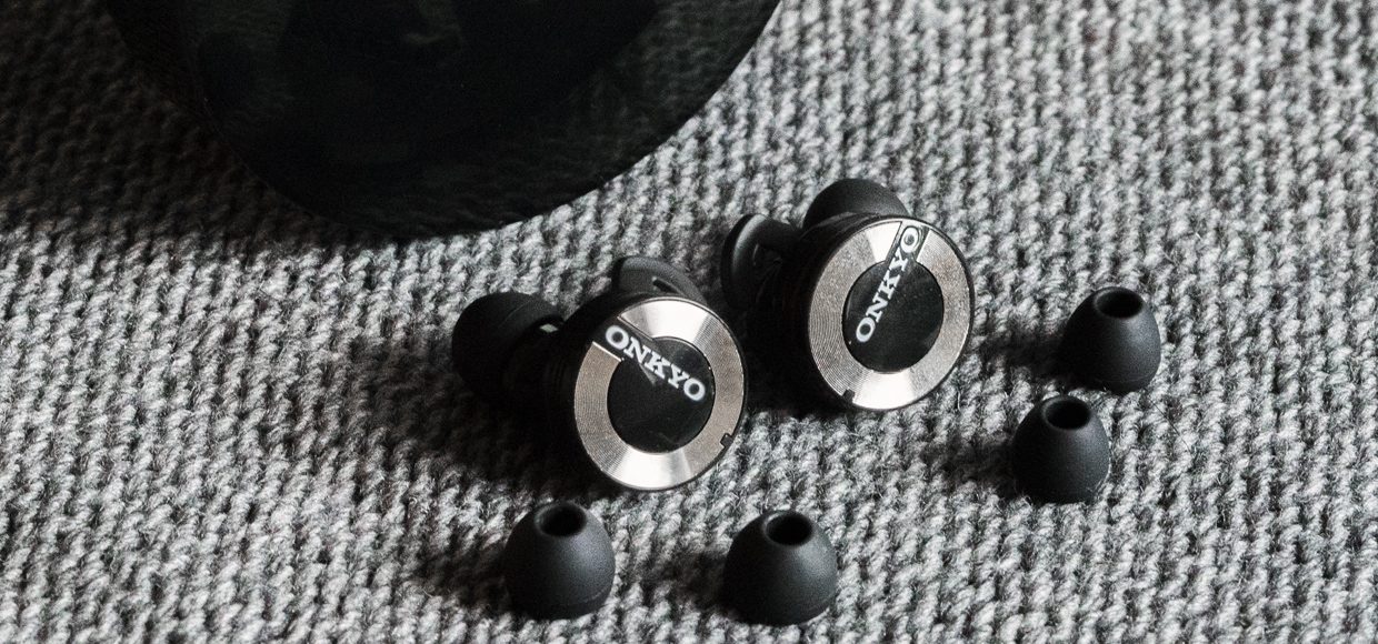 Беспроводные наушники от Onkyo: в метро как на концерте