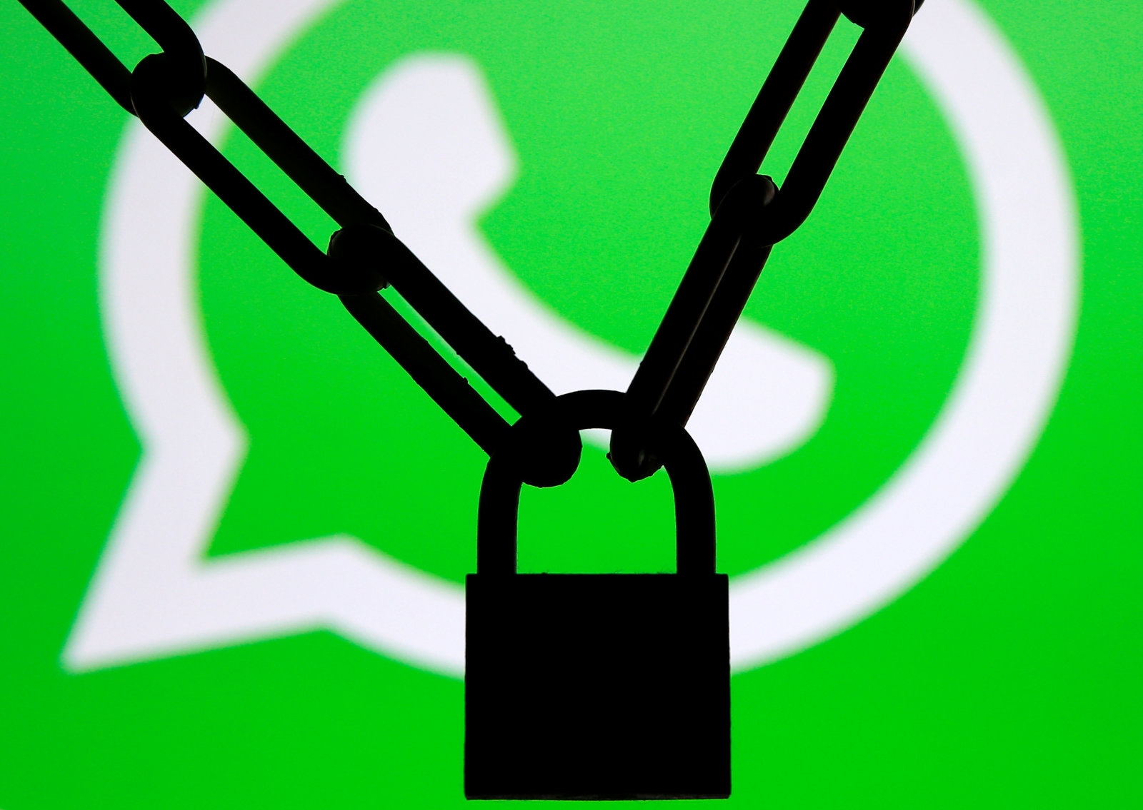 У пострадавшего из Кемерово взломали WhatsApp и удалили все фотографии