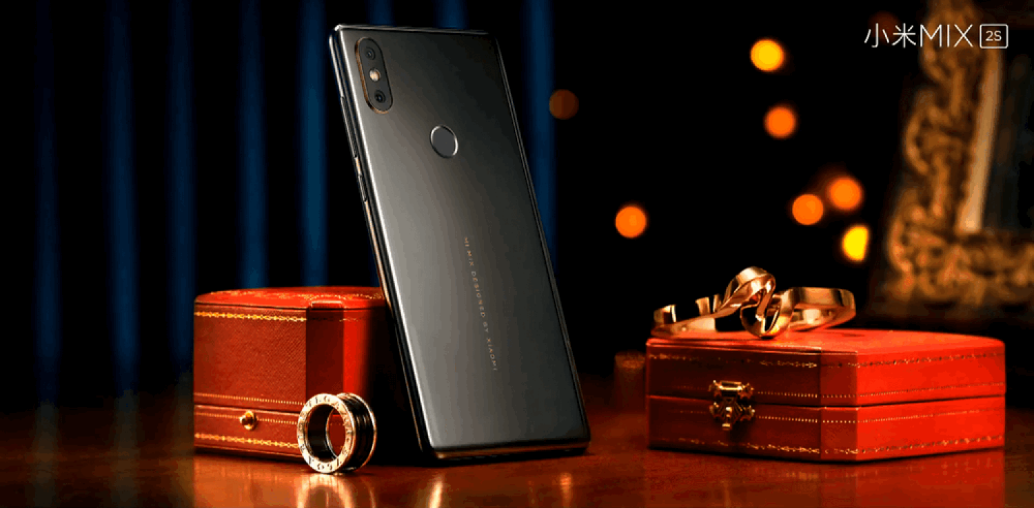 Xiaomi показала смартфон Mi MIX 2S. Угадайте, на что он похож