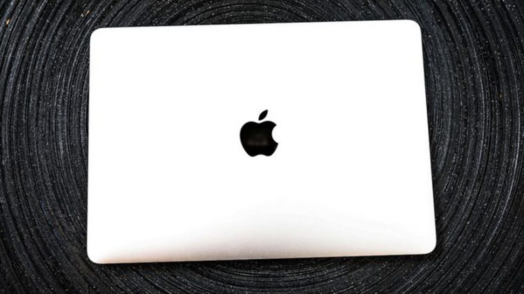 Apple, верни нам чудесный белый MacBook!