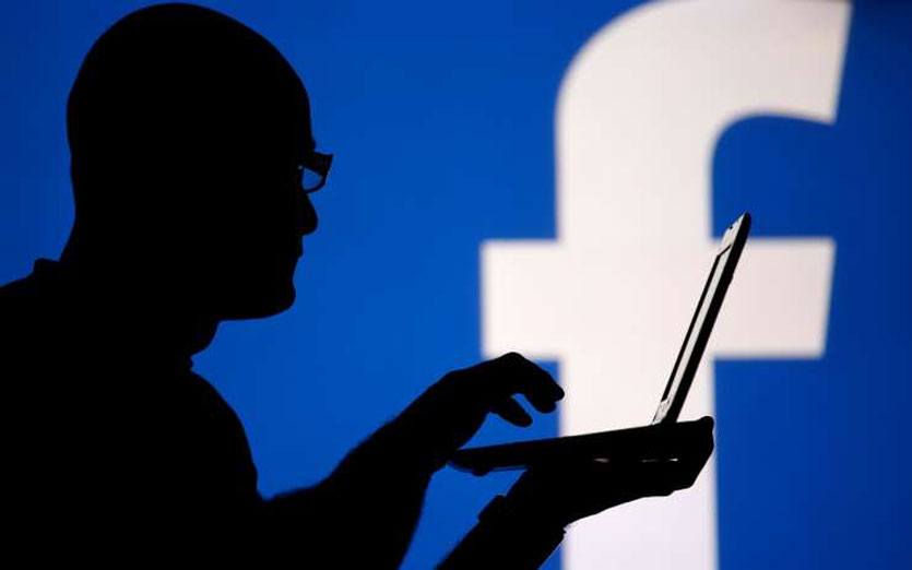 Не авторизуйтесь на сайтах через Facebook. Опасно