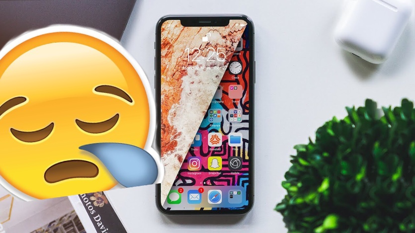 У меня умер второй iPhone X