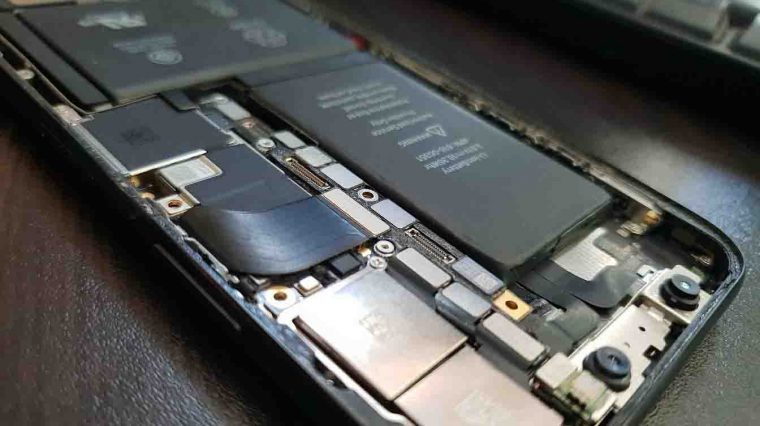 Я утопил свой iPhone X. Не повторяйте моих ошибок