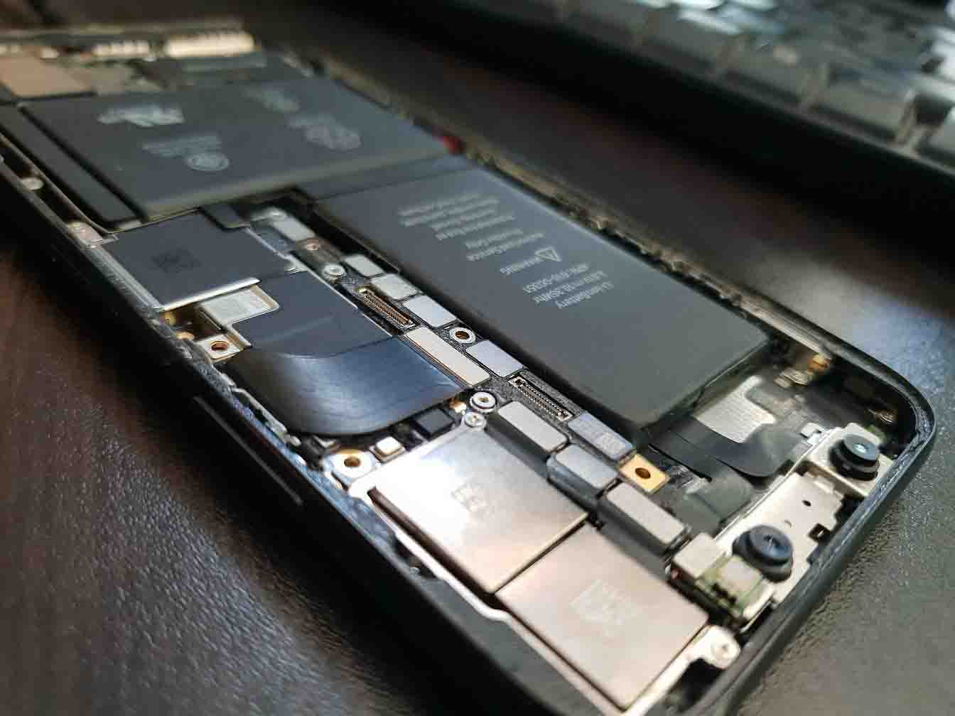 Я утопил свой iPhone X. Не повторяйте моих ошибок