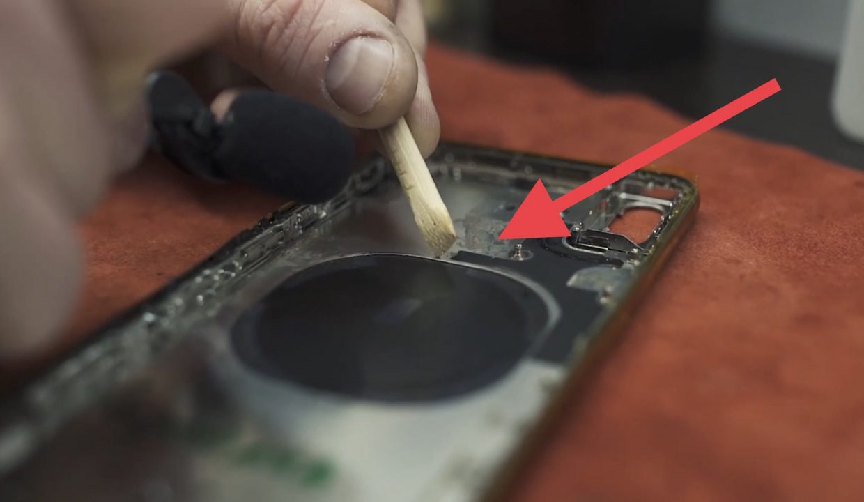 В iPhone Xs Max найдена неприятная проблема с корпусом