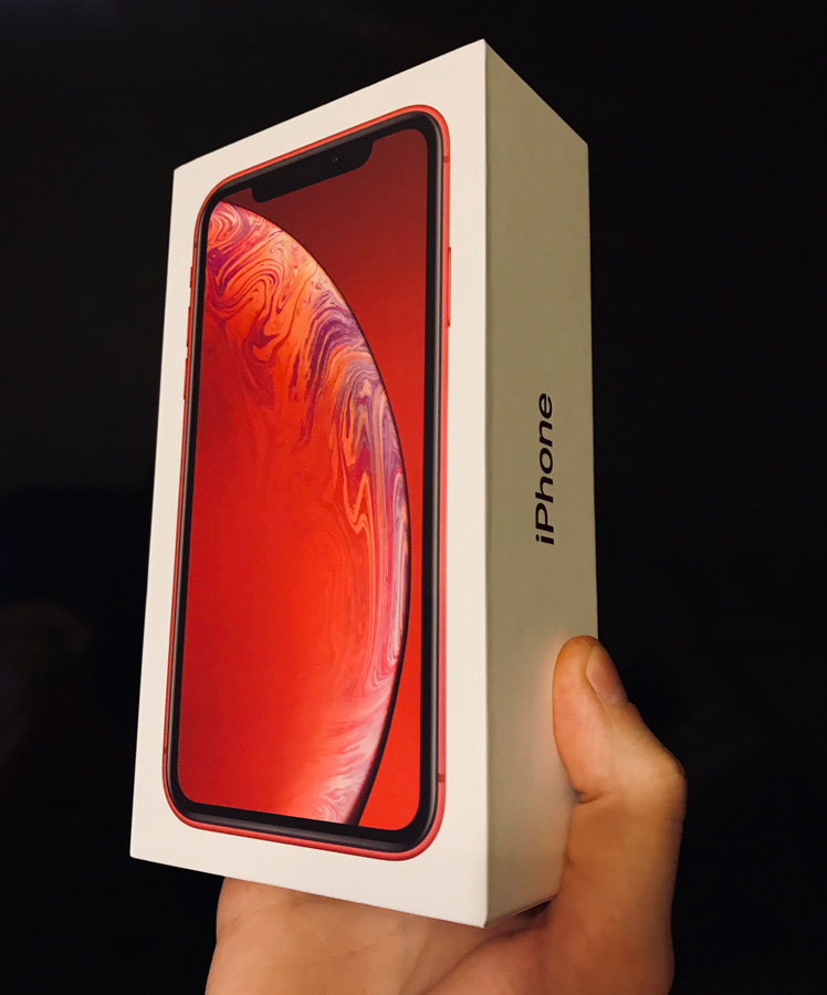 Почему я подарил маме iPhone XR вместо iPhone Xs
