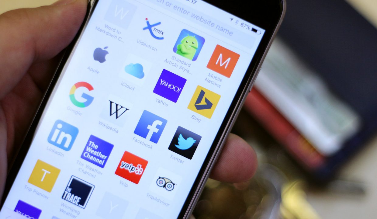 В iOS 13 появился ползунок для быстрой прокрутки любых страниц