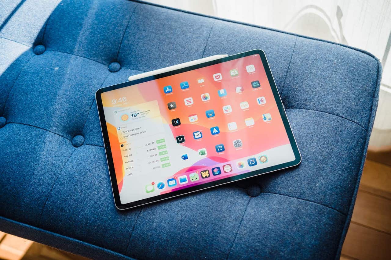 Очень напрягает баг дисплея iPad, который не исправляют два года