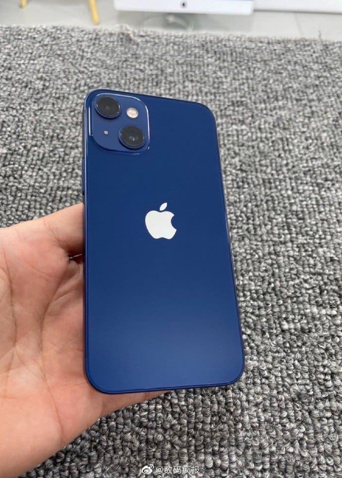iPhone 13 mini с новой камерой впервые показали на фото