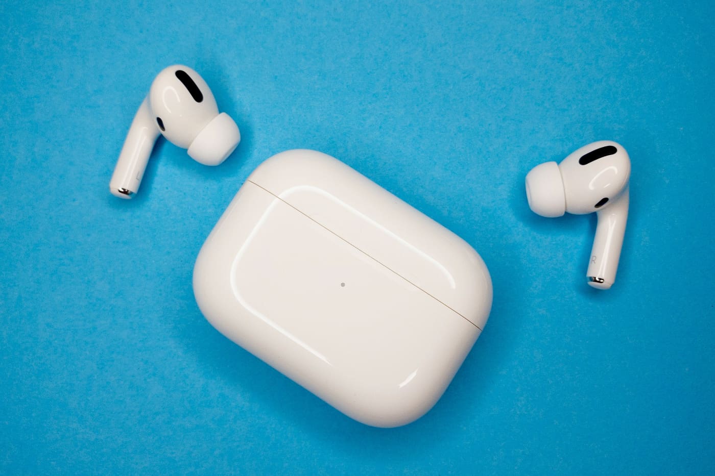 Apple выпустила новую прошивку для AirPods Pro и AirPods 2