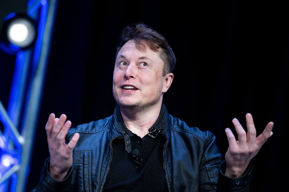 Илон Маск хочет уйти из Tesla и SpaceX, чтобы стать блогером