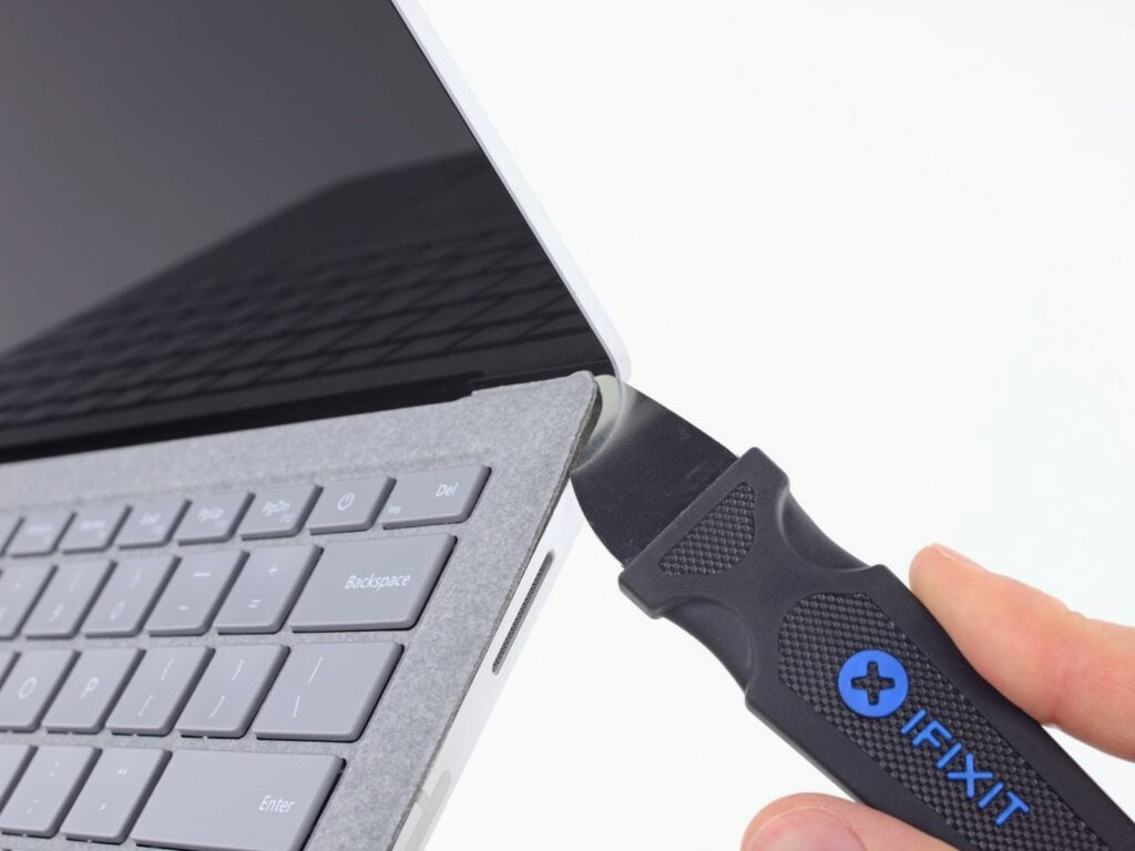 iFixit объявила о сотрудничестве с Microsoft и выпустила инструменты для ремонта ноутбуков и планшетов Surface