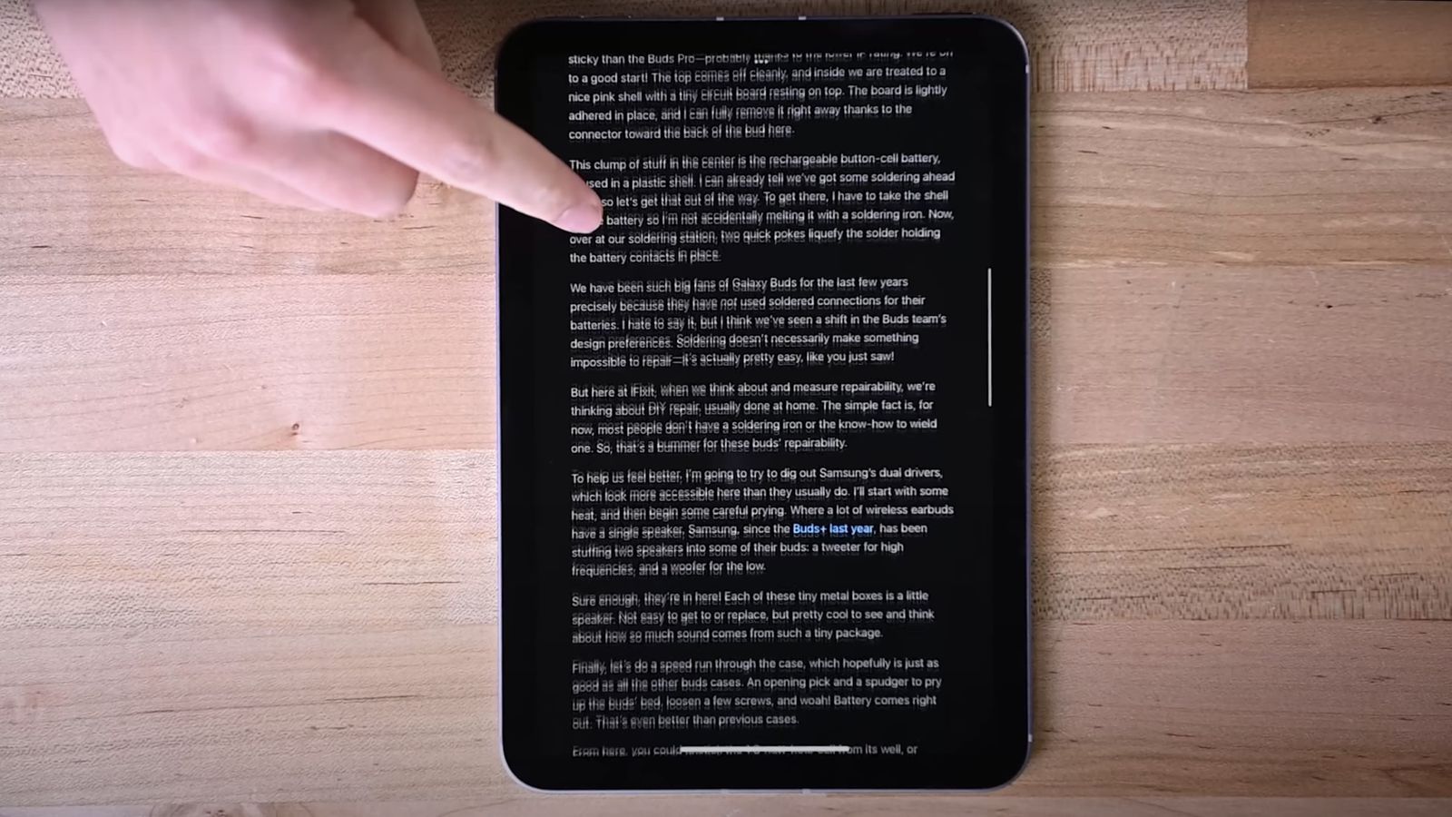На Apple подали в суд из-за «эффекта желе» при скроллинге страниц на iPad mini