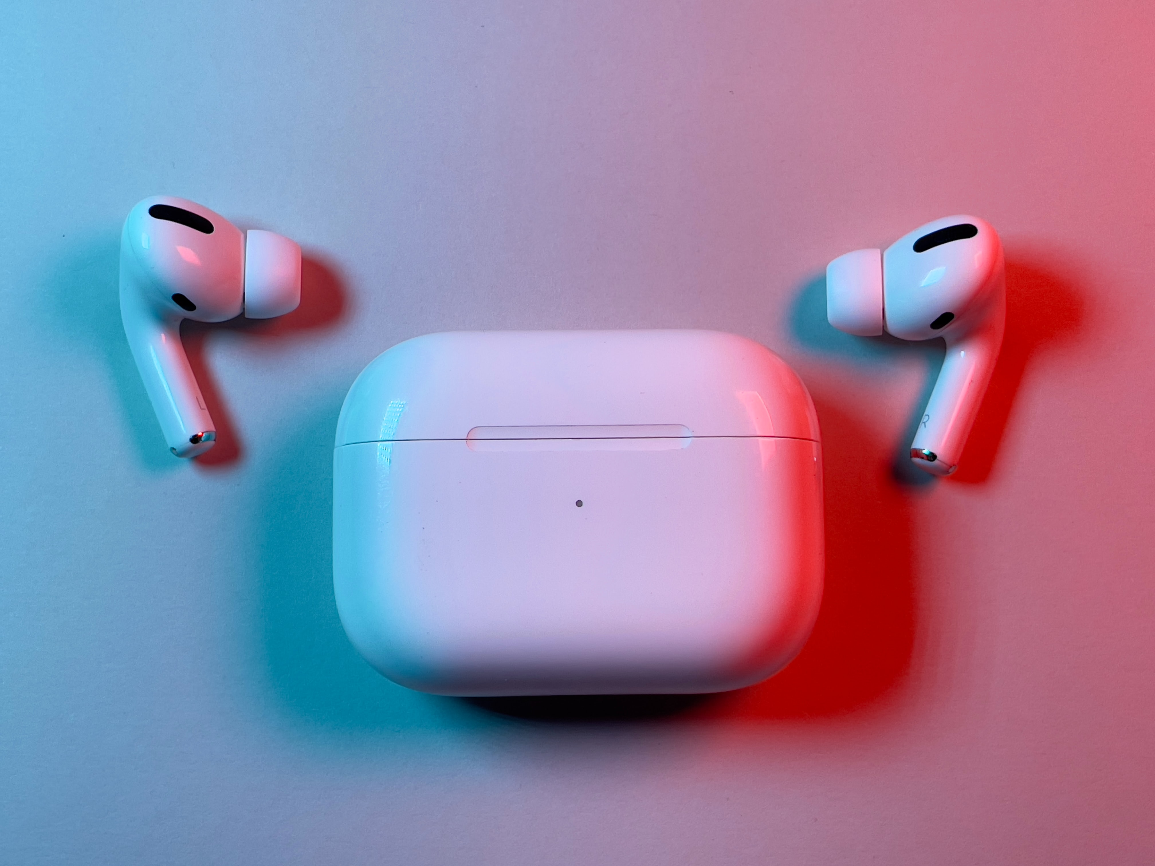 Куо: AirPods Pro 2 выйдут в этом году, снова с портом Lightning в кейсе