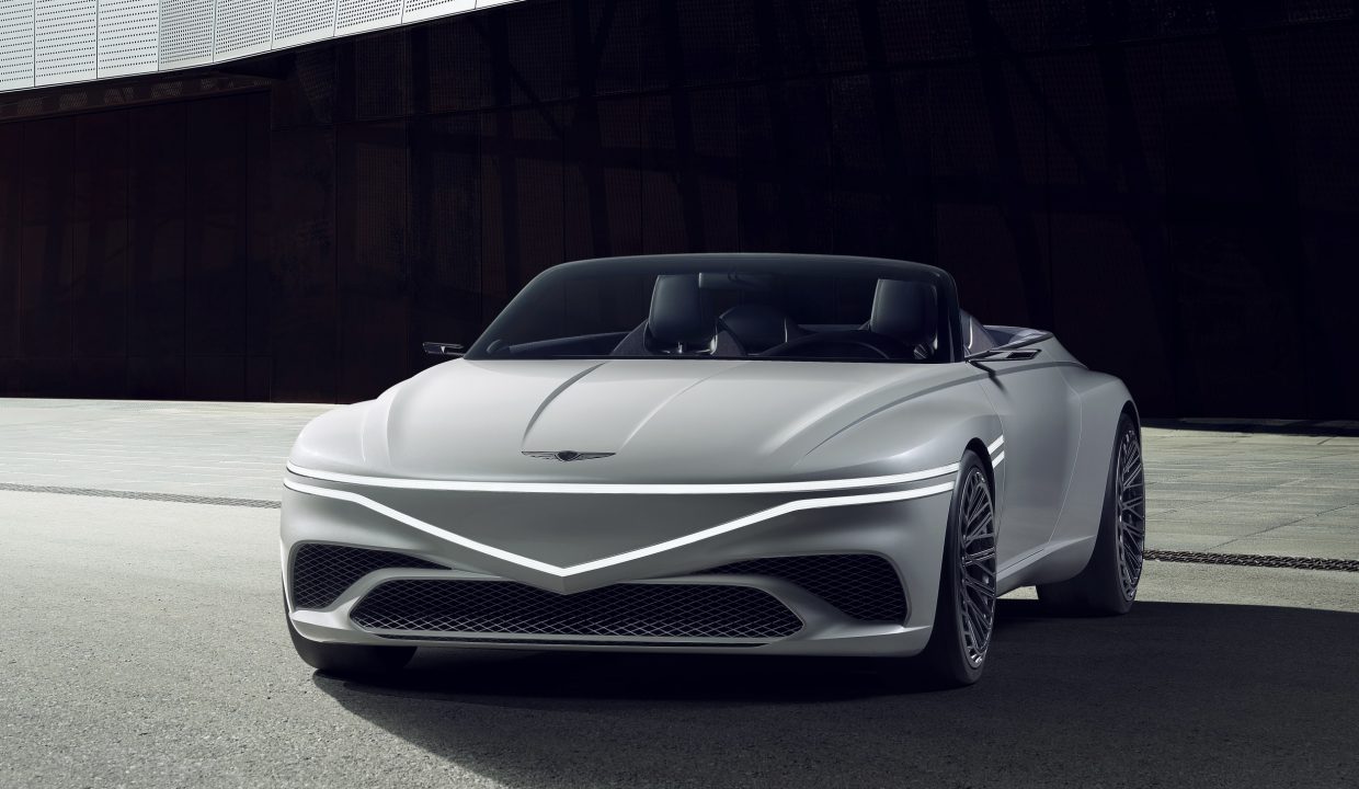 Genesis показала футуристичный кабриолет X Convertible с электродвигателем