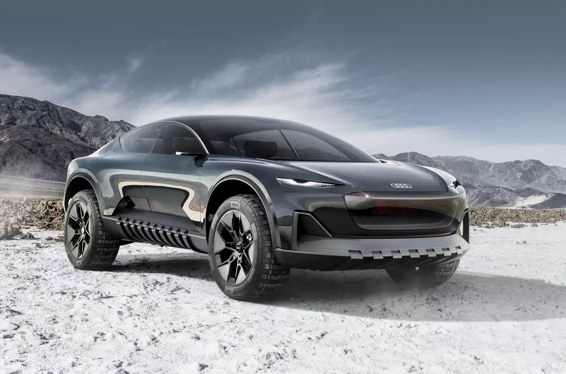 Audi показала электрический кроссовер Activesphere, который превращается в пикап