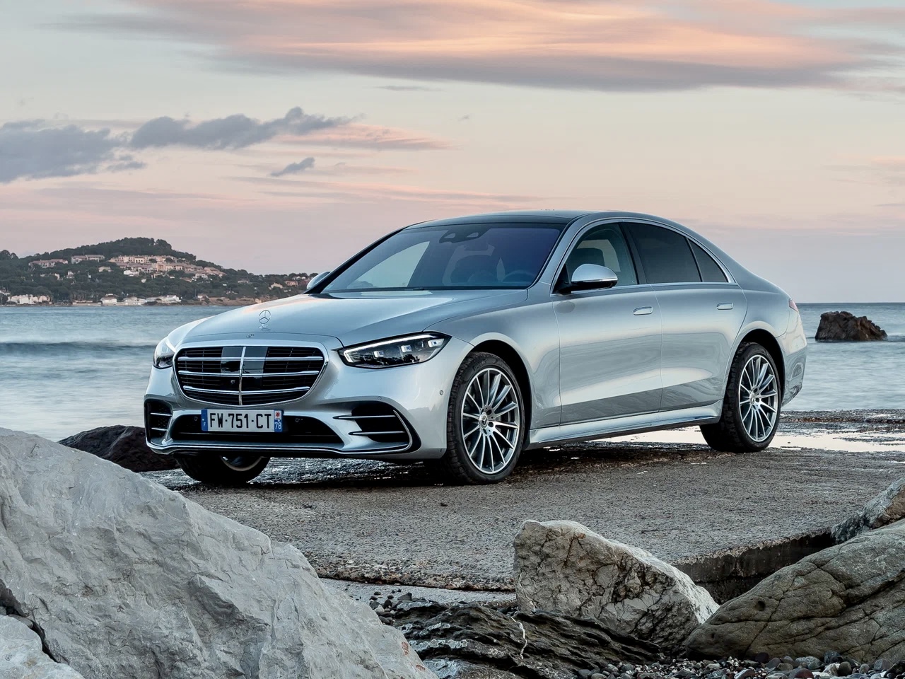 Mercedes-Benz запустил подписку-антиугон за $25 в год. Машина сообщит полиции своё местоположение