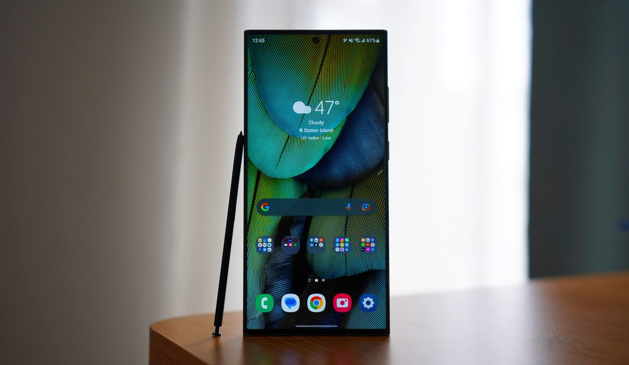 билайн запустил продажи Samsung Galaxy S23. Дарит скидки и бонусы на связь