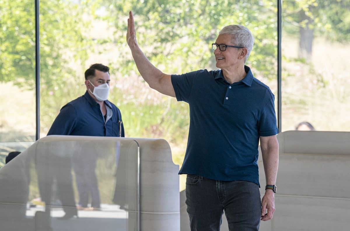 Bloomberg: Apple столкнулась с беспрецедентной волной увольнений ключевых руководителей