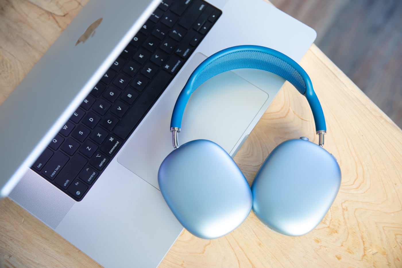 Apple выпустила новую прошивку для AirPods, AirPods Pro и AirPods Max