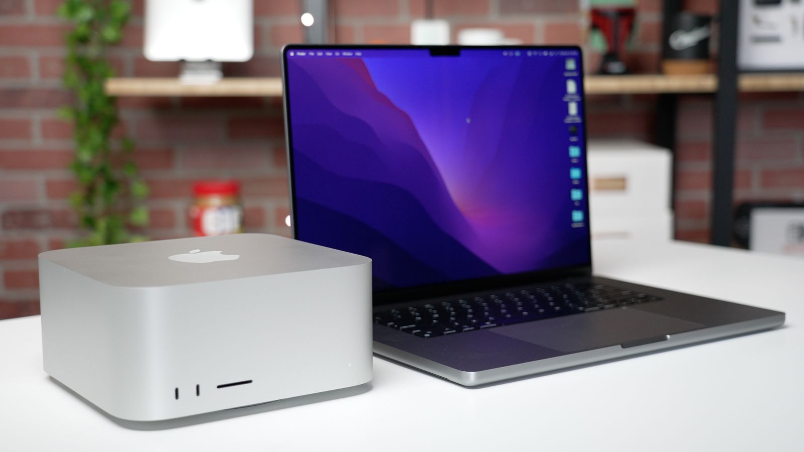 Apple работает сразу над двумя новыми Mac Studio
