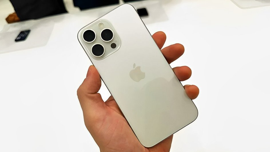 Базовый iPhone 15 Pro не может снимать видео ProRes в 4K без внешнего накопителя