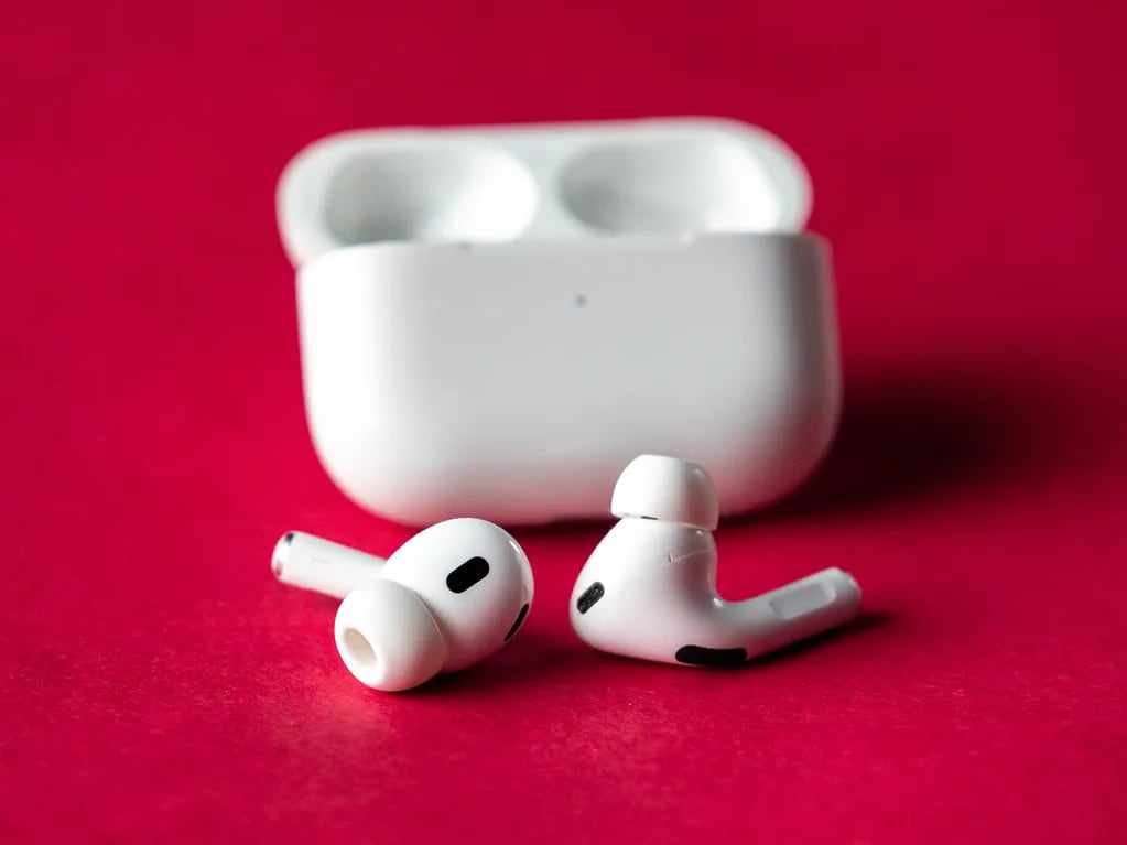 Вышла новая прошивка для AirPods Pro 2. Версия 6B34
