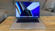 Купил новый MacBook Pro за сотни тысяч, а от него болят глаза. Как исправить?