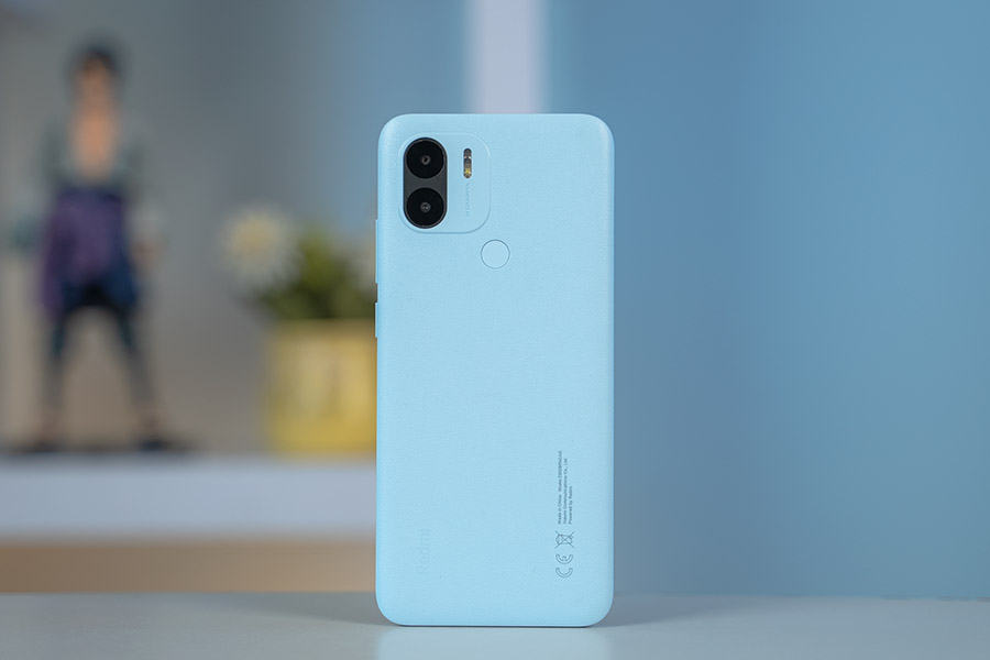 Redmi A2+ стал самым популярным смартфоном в России
