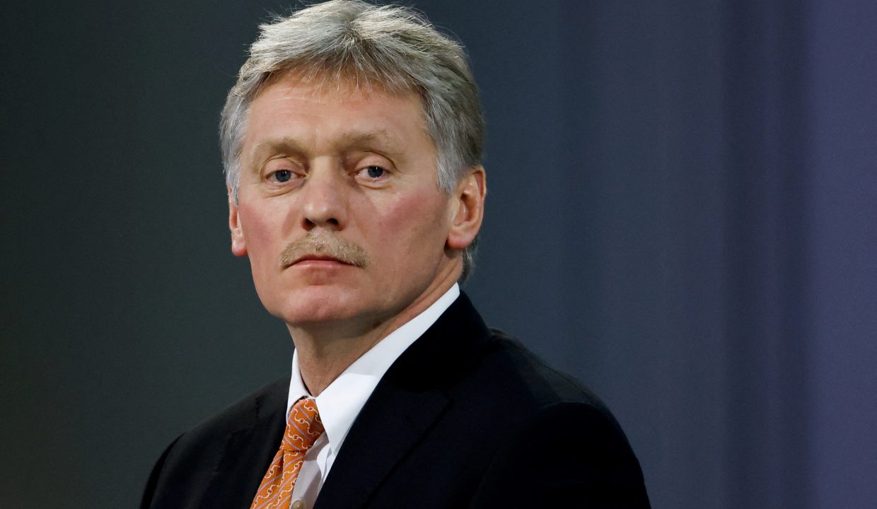 Песков: Кремль работает над приложением для прямой линии Путина на iOS