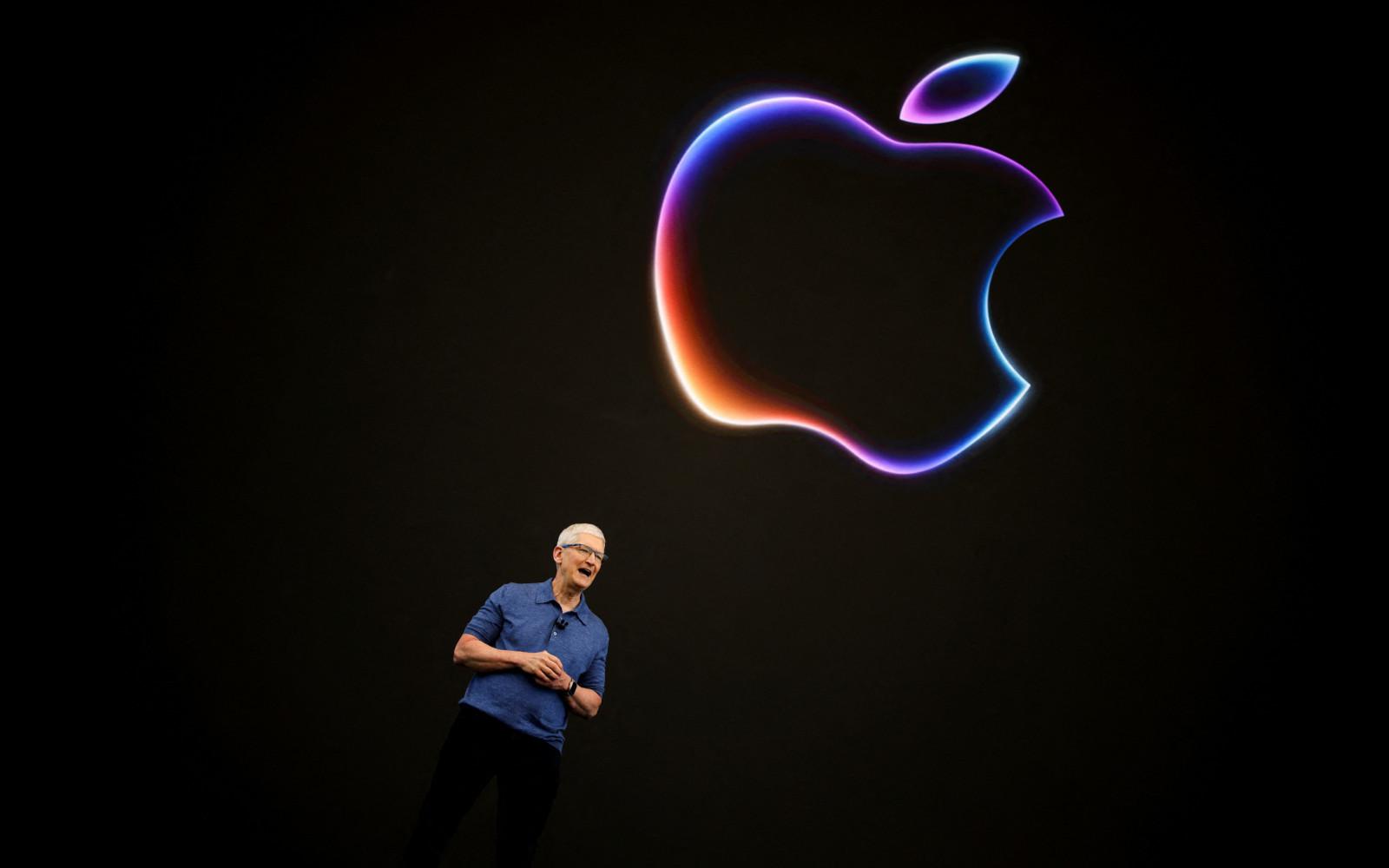 Роскомнадзор подал на Apple в суд за пропаганду ЛГБТ* в России