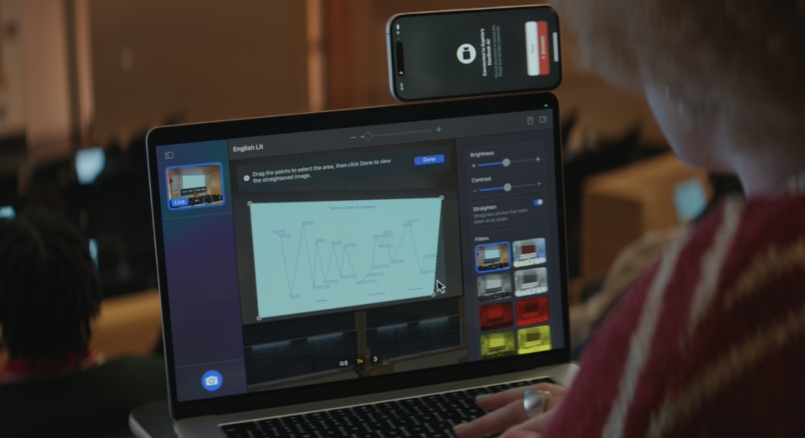 Apple анонсировала функции, которые появятся в iOS 19 и macOS 16. Например, совершенно новая Лупа и улучшенный режим чтения