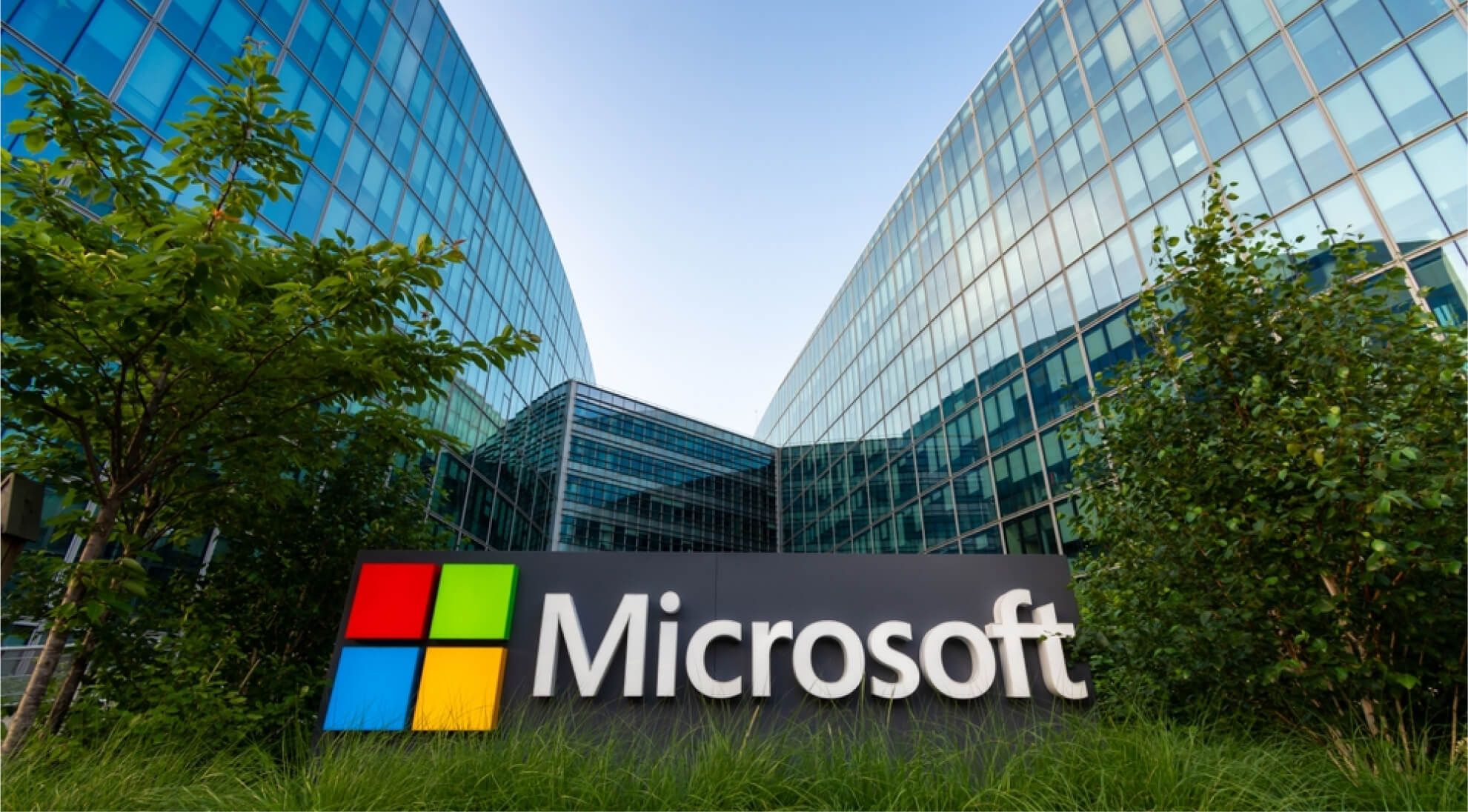 Microsoft уволит несколько тысяч сотрудников из-за растущих расходов на разработку ИИ