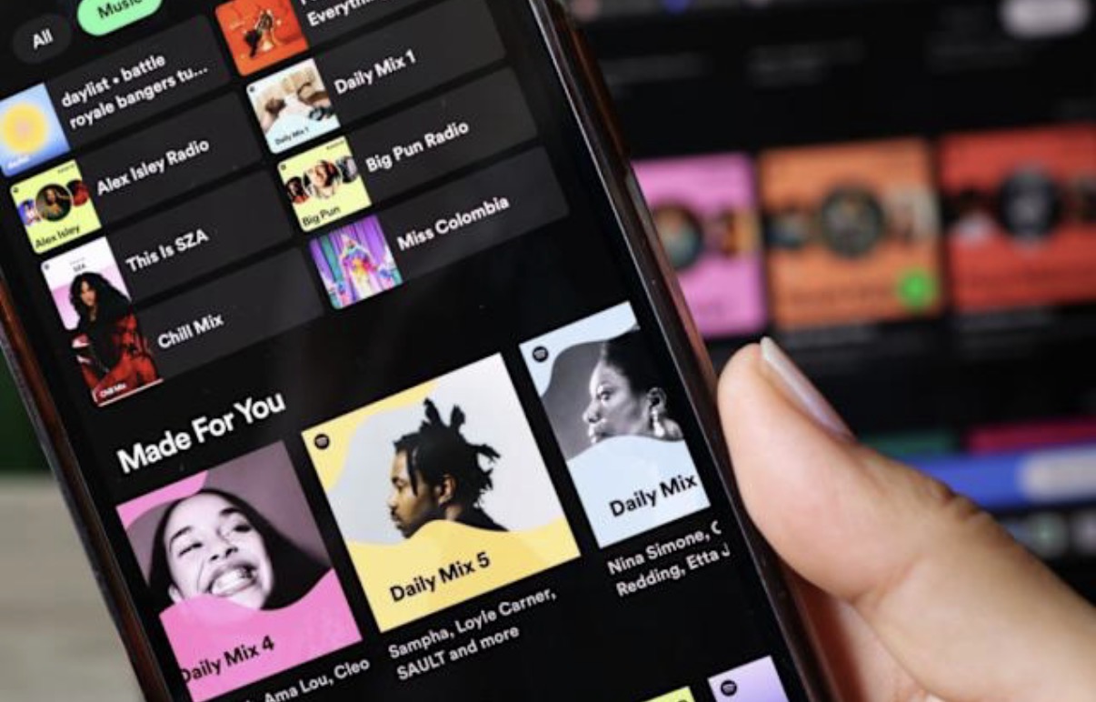 Spotify сообщил, что будет удалять аккаунты пользователей в Великобритании, которые не смогут подтвердить свой возраст