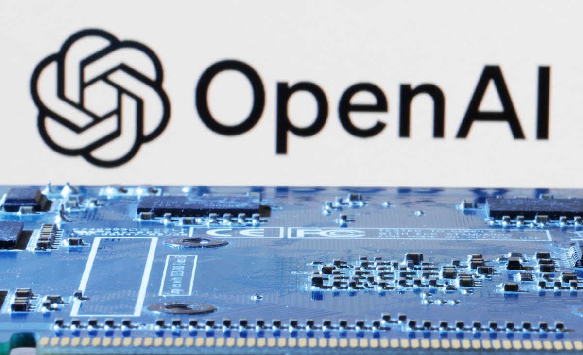 OpenAI выпустит свой первый ИИ-чип в 2026 году. Он будет использоваться в дата-центрах