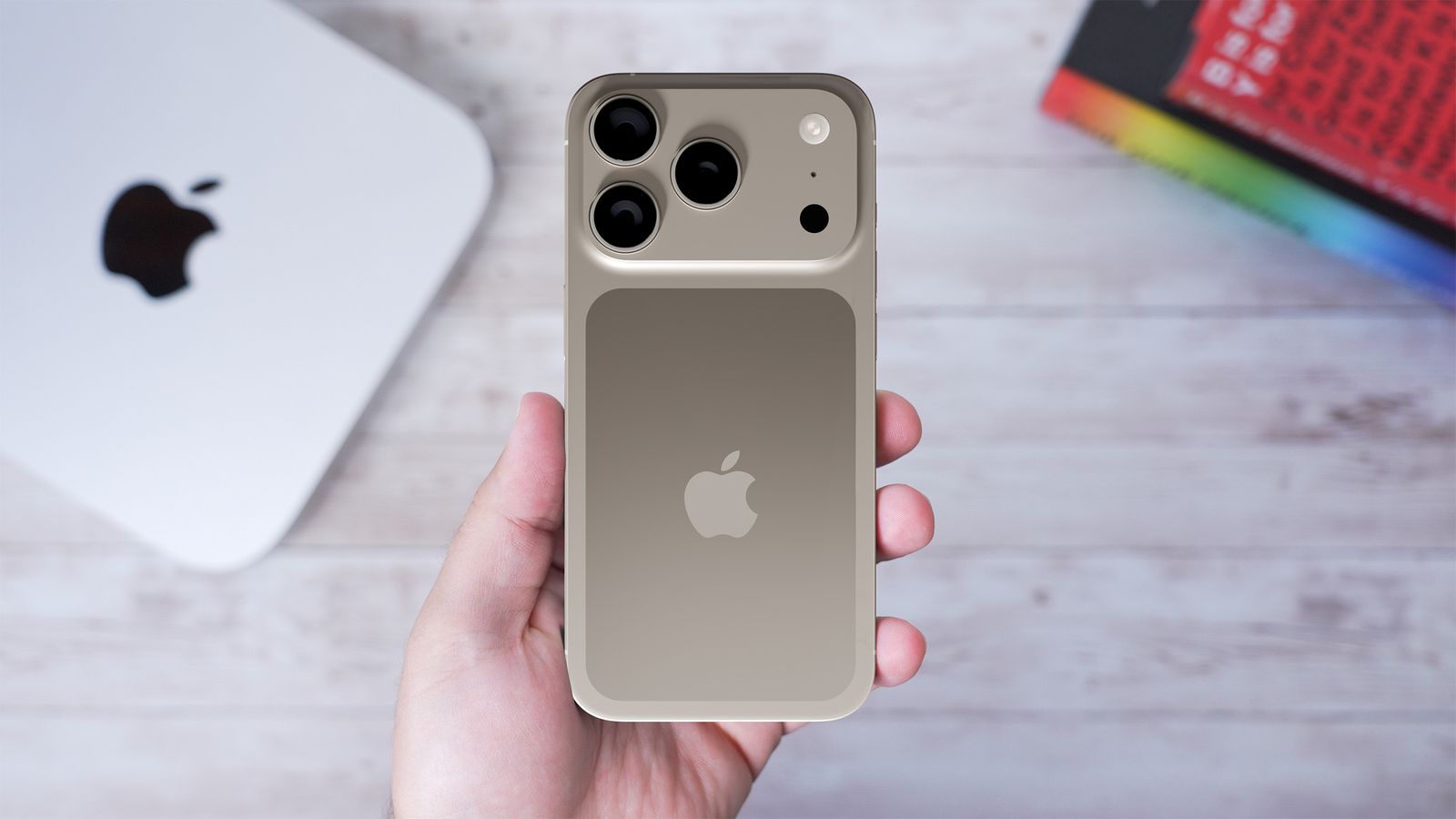 Bloomberg подтвердил изменение дизайна задней панели в iPhone 17 Pro
