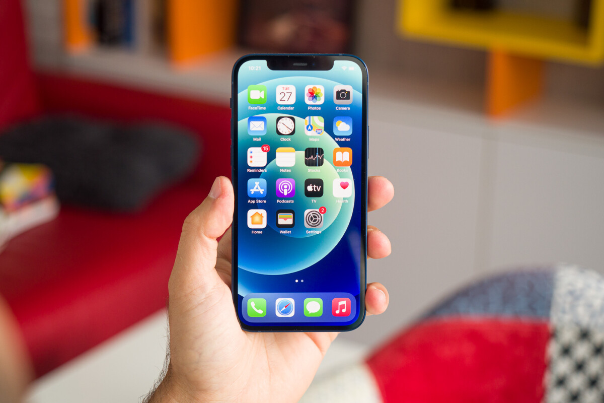 Нашёл самый дешевый iPhone за 18 тысяч на Wildberries. В чём подвох