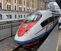 В поездах между Москвой и Питером наконец-то появится нормальный интернет. РЖД запускает спутниковую сеть от «БЮРО 1440»