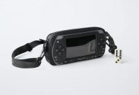 Олды тут? Zara внезапно выпустила сумку в виде культовой PSP всего за $36