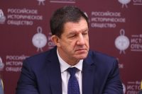 Глава Ростелекома уверен, что россияне готовы отказаться от iPhone ради MAX