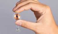 Samsung разрабатывает для Neuralink новый нейрочип, который можно имплантировать в человеческий мозг