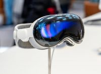 Руководитель разработки Apple Vision Pro перешел в OpenAI из-за нового CEO Джона Тернуса