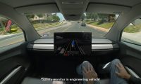Tesla начала тестировать автомобиль без руля и педалей. За управление отвечает автопилот