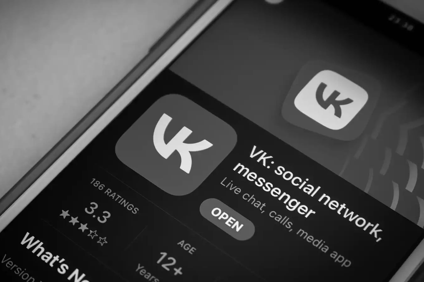 Apple объяснила причину удаления приложений группы VK из российского App Store