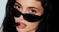 Представлены ультрабюджетные умные очки Meta* Glasses с камерой и ИИ, который разговаривает голосом Кайли Дженнер
