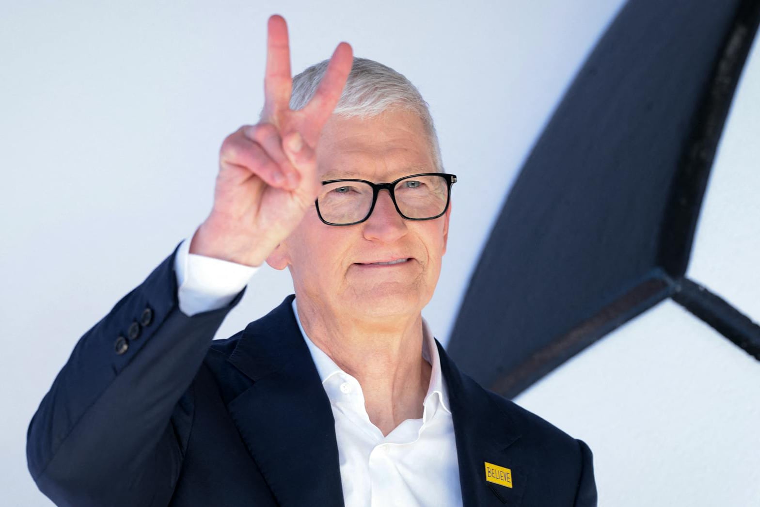 Тим Кук написал трогательное письмо сотрудникам Apple в свой последний день на посту гендиректора