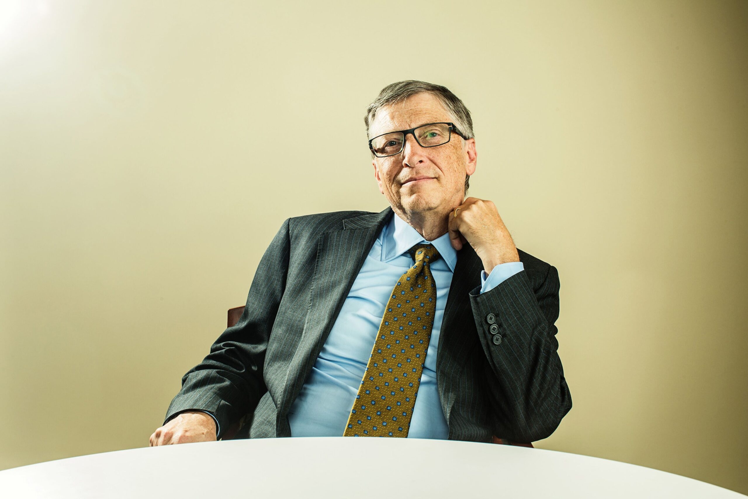 Билл Гейтс заявил, что ИИ опаснее, чем кажется, но компании игнорируют риски ради выгоды